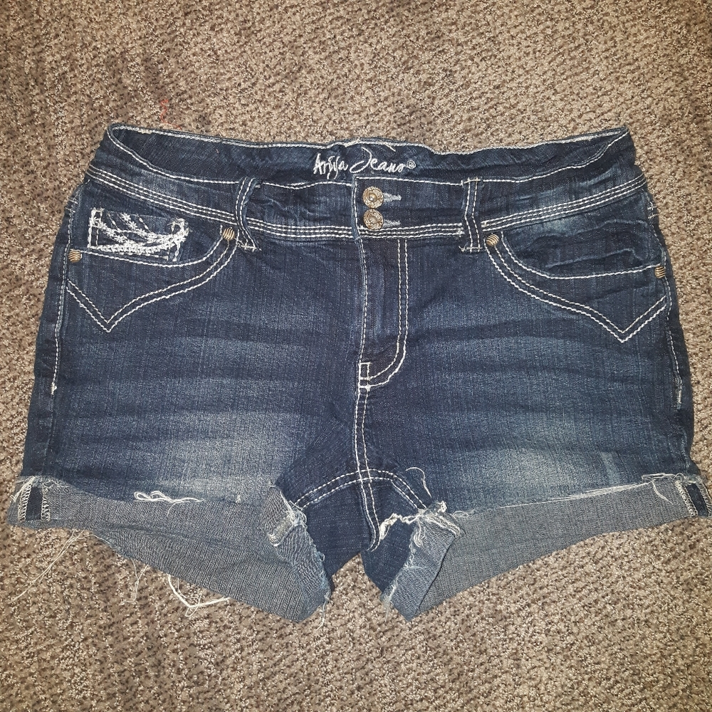 Ariya Jean's Shorts Size 11/12